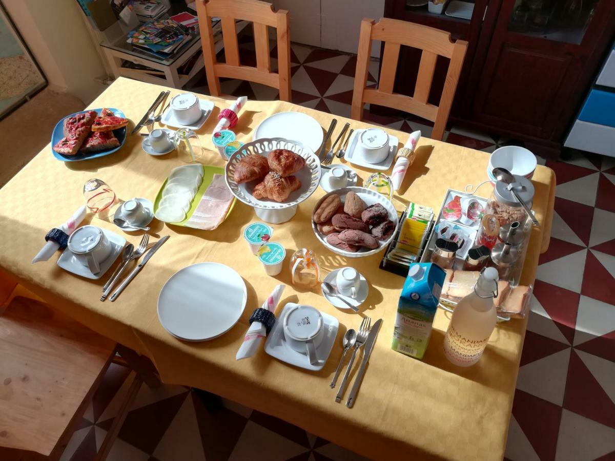 Terra Del Sole Bed & Breakfast Trani Exterior photo